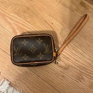 Louis Vuitton small bag